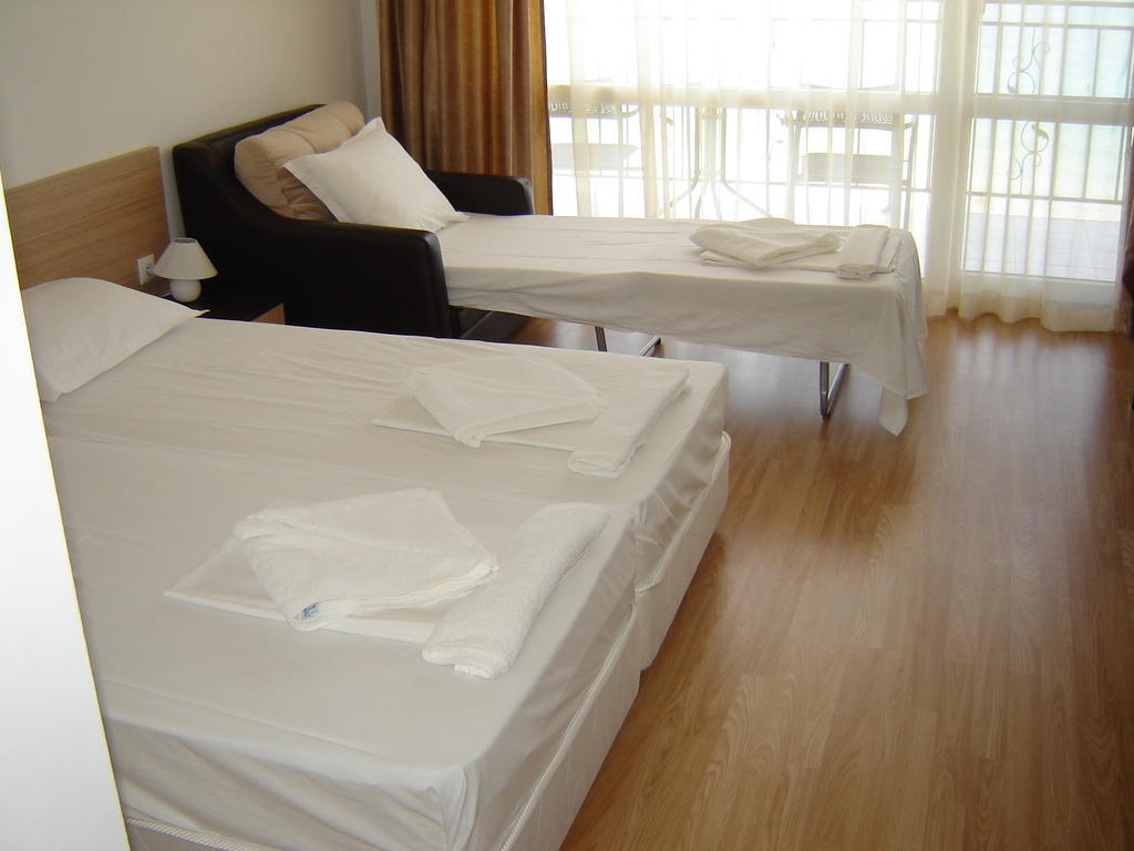 Villa Lazuren Bryag Chernomorets Kamer foto